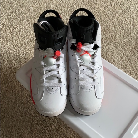 Like New Air Jordan VI (6) Retro White/Infrared - Picture 2 of 7